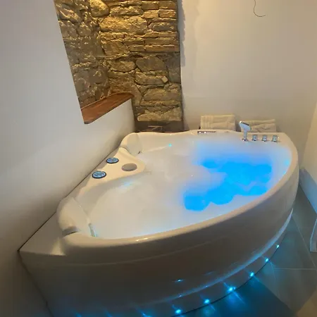 Appartement Room- Spa- Escale Amoureuse