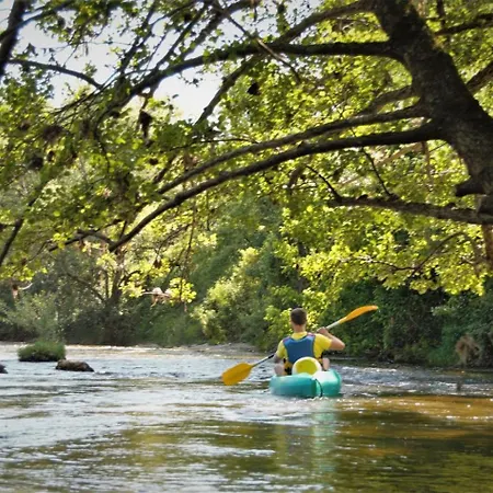 Room- Spa- Escale Amoureuse Appartement Puygaillard-de-Quercy