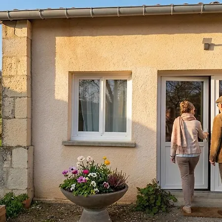 Room- Spa- Escale Amoureuse Apartment